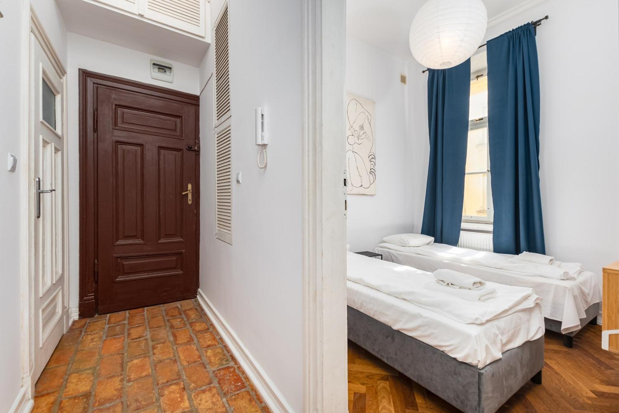 Apartment Nowogrodzka 44 By Homeprime